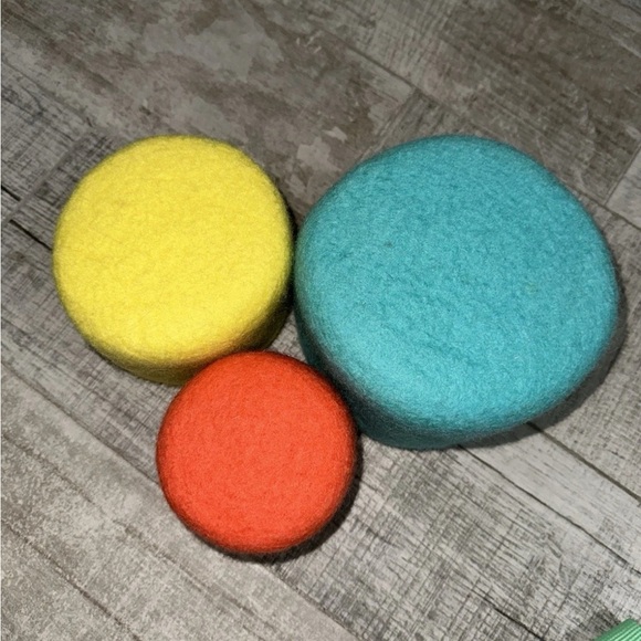 Lovevery Nesting Felt Baskets Montessori Stacking - Picture 4 of 4